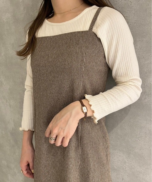 flower(フラワー)の「フラワーイニシャルトップ(Tシャツ/カットソー・レディース・アイボリー/グレー・FREE)」の9枚目の写真