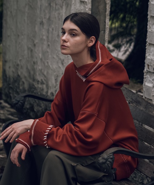 shiki tokyo（シキトウキョウ）の「Oversized Handstitch Double Hood Parkar / オーバーサイズハンドステッチダブルフードパーカー（パーカー・メンズ・グリーン/テラコッタ・SMALL/MEDIUM/LARGE）」の3枚目の写真