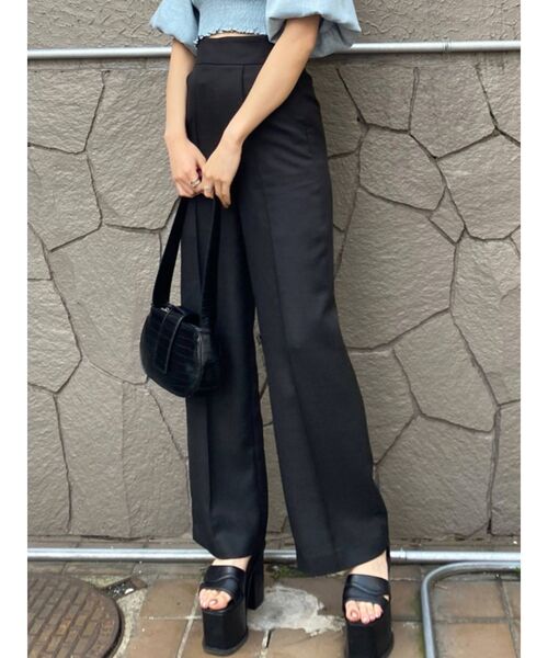 EMODA（エモダ）の「センターラインルーズパンツ（その他パンツ・レディース・ブラック/グレー/ブラウン・SMALL/MEDIUM）」の2枚目の写真