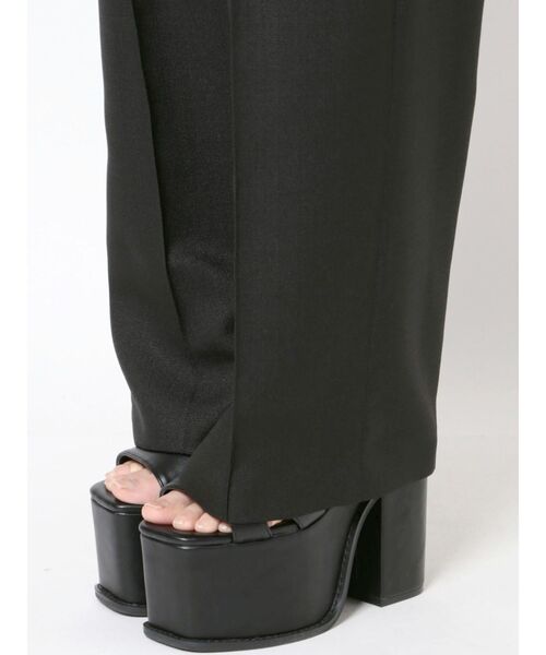 EMODA（エモダ）の「センターラインルーズパンツ（その他パンツ・レディース・ブラック/グレー/ブラウン・SMALL/MEDIUM）」の13枚目の写真