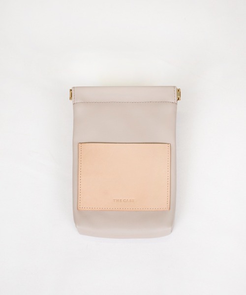 the case（ザケース）の「小物がスッキリまとまるコスメポーチ Leather Pocket Pouch（ポーチ・レディース・ブラック/ブラウン/アイボリー/グレイッシュベージュ/カーキ・FREE）」の22枚目の写真