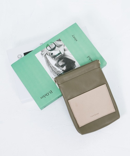 the case（ザケース）の「小物がスッキリまとまるコスメポーチ Leather Pocket Pouch（ポーチ・レディース・ブラック/ブラウン/アイボリー/グレイッシュベージュ/カーキ・FREE）」の17枚目の写真