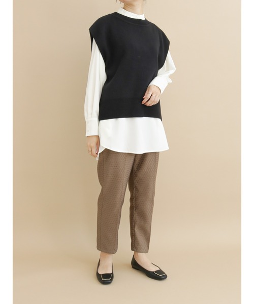 Te chichi(テチチ)の「ピンタックチュニックシャツ(チュニック・レディース・カーキ/チャコール/オフホワイト・フリ-)」の7枚目の写真