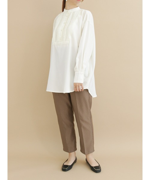 Te chichi(テチチ)の「ピンタックチュニックシャツ(チュニック・レディース・カーキ/チャコール/オフホワイト・フリ-)」の8枚目の写真