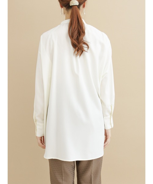 Te chichi(テチチ)の「ピンタックチュニックシャツ(チュニック・レディース・カーキ/チャコール/オフホワイト・フリ-)」の11枚目の写真