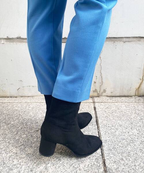 OPAQUE.CLIP（オペークドットクリップ）の「◆スクエアトゥ円柱ヒールショートブーツ（ブーツ・レディース・ベージュ系6/ホワイト/ブラック系6・03/02）」の13枚目の写真