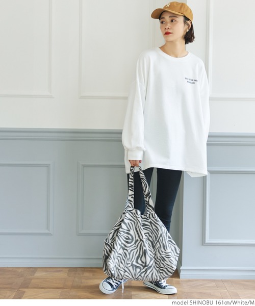 coca(coca)(コカ)の「アソートプリントオーバースウェット(スウェット・レディース・ネイビー/ワインレッド/ライトグレー/ホワイト・M/L)」の11枚目の写真