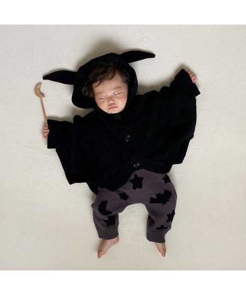 BREEZE（ブリーズ）の「ベビーニットマント（おくるみ・キッズ・ブラック/アイボリー・80）」の7枚目の写真