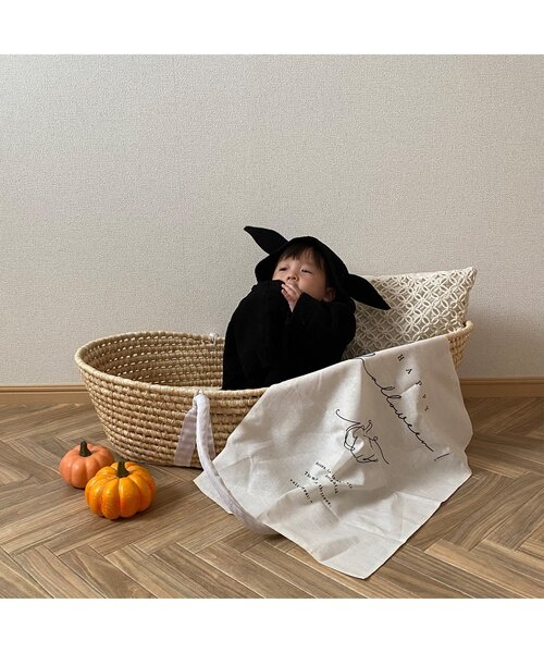 BREEZE（ブリーズ）の「ベビーニットマント（おくるみ・キッズ・ブラック/アイボリー・80）」の9枚目の写真