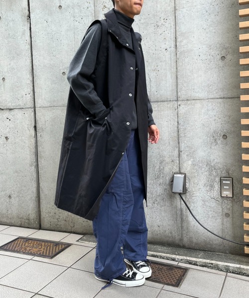 CIAOPANIC(チャオパニック)の「セパレートスリーブスタンドコート(トレンチコート・メンズ・オリーブ/ブラック/グレー・MEDIUM/LARGE)」の22枚目の写真