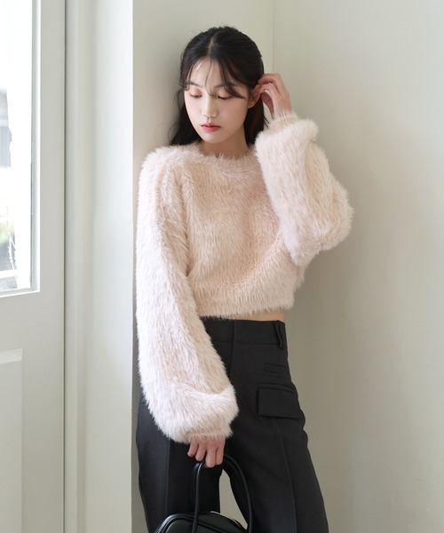 UNE MANSION（ユヌマンション）の「ミンクファークロップドニット