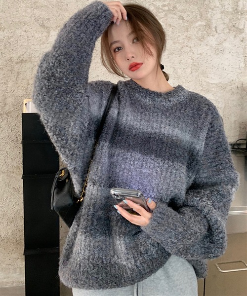 Girly Doll（ガーリードール）の「グラデーションカラーニットセーター（ニット/セーター・レディース・グレー/パープル/ブルー/キャメル/ピンク/オレンジ/ブラウン・F）」の9枚目の写真