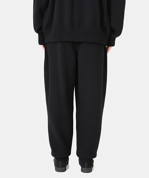 crepuscule（クレプスキュール）の「crepuscule / クレプスキュール：別注 Wholegarment Knit Pants：ONLYARK-0-3014[COR]（その他パンツ・メンズ・ブラック・2）」の11枚目の写真