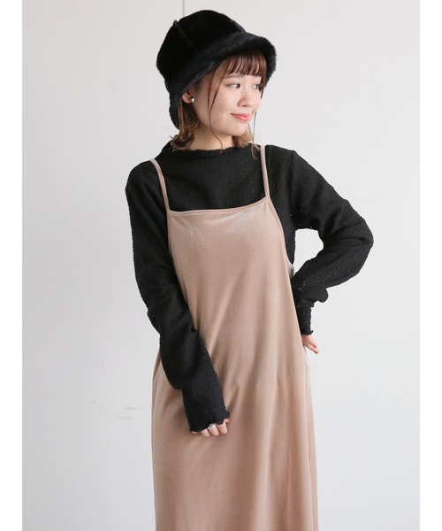 ehka sopo(エヘカソポ)の「花柄ジャカードカットソー(Tシャツ/カットソー・レディース・キナリ/ベージュ/ブラック・フリ-)」の1枚目の写真