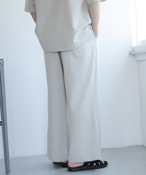 SENSE OF PLACE by URBAN RESEARCH(センスオブプレイスバイアーバンリサーチ)の「『セットアップ対応』『イージーケア』 タックボリュームワイドスラックス(スラックス・メンズ・ブルー/カーキ/ブラウン/ブラック/ライトベージュ・SMALL/LARGE/MEDIUM)」の11枚目の写真