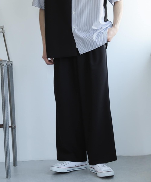 SENSE OF PLACE by URBAN RESEARCH(センスオブプレイスバイアーバンリサーチ)の「『セットアップ対応』『イージーケア』 タックボリュームワイドスラックス(スラックス・メンズ・ブルー/カーキ/ブラウン/ブラック/ライトベージュ・SMALL/LARGE/MEDIUM)」の15枚目の写真