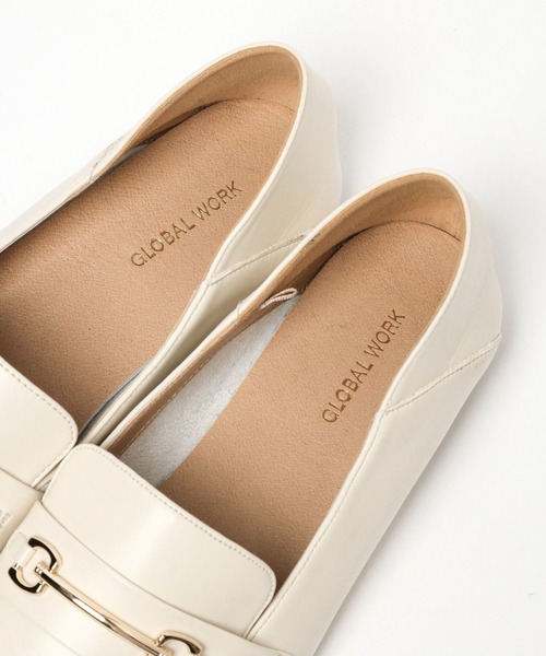 GLOBAL WORK（グローバルワーク）の「らくっション撥水2WAYローファー/174658（ローファー・レディース・ブラック/ブラック系その他/ベージュ/オフホワイト/ベージュ系その他2/ホワイト×ブラック/ライトベージュ/ホワイト系その他3・SMALL/MEDIUM/LARGE/X-LARGE）」の21枚目の写真