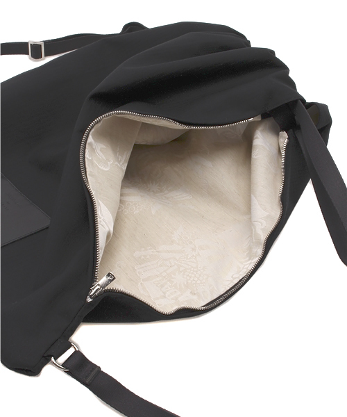 ITADAKI(イタダキ)の「iTADAKi(イタダキ)×Lui's Savile Cliffordナップサック(バックパック/リュック・メンズ・ブラック/ネイビー・FREE)」の11枚目の写真