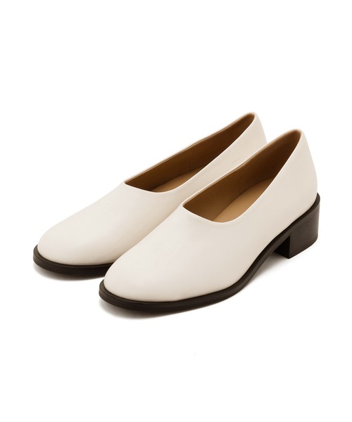 ADAM ET ROPE'（アダムエロペ）の「マニッシュパンプス（パンプス・レディース・ホワイト/ブラック・23.0cm/23.5cm/24.0cm/24.5cm）」の8枚目の写真