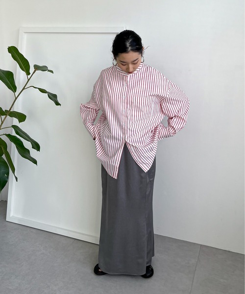 feepur（フェピュール）の「ノーカラーストライプビッグシャツ（シャツ/ブラウス・レディース・オフホワイト/レッド/ブルー・MEDIUM）」の13枚目の写真