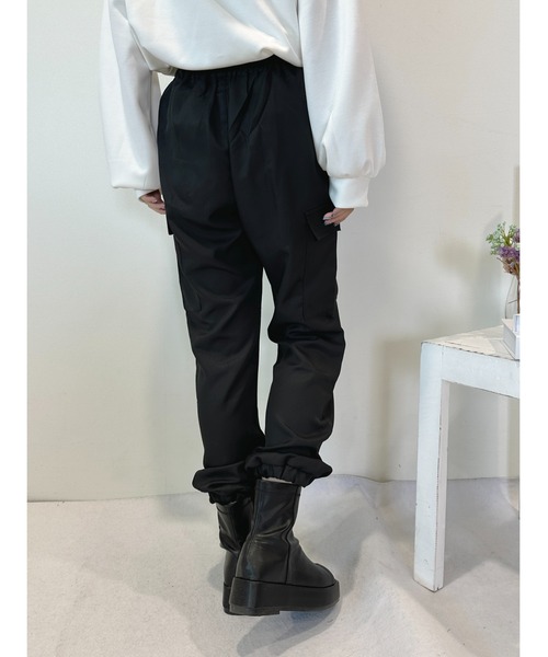 CECIL McBEE(セシルマクビー)の「ツイルカーゴパンツ(カーゴパンツ・レディース・カーキ/ブラック・LARGE/MEDIUM)」の9枚目の写真