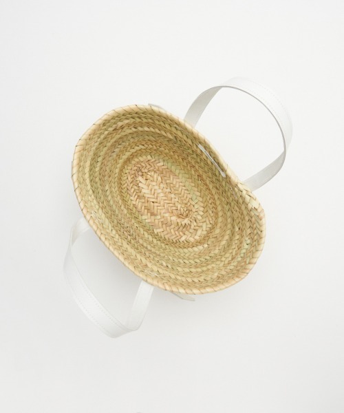 Fatima morocco(ファティマモロッコ)の「FATIMA MOROCCO: LEATHER HANDLE BSKT(ショルダーバッグ・レディース・ホワイト/ブラック・FREE)」の7枚目の写真