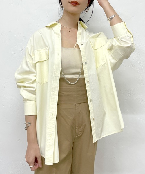 SHENERY（シーナリー）の「コットンビッグシャツ（シャツ/ブラウス・レディース・ピンク/イエロー/オフホワイト/ベージュ・FREE）」の3枚目の写真