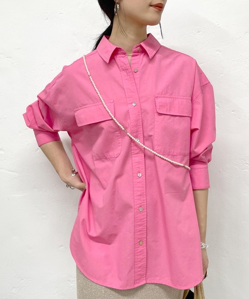 SHENERY（シーナリー）の「コットンビッグシャツ（シャツ/ブラウス・レディース・ピンク/イエロー/オフホワイト/ベージュ・FREE）」の7枚目の写真