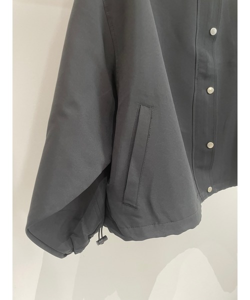 ulu（ウル）の「Balloon sleeve mountain jacket（マウンテンパーカー・レディース・ブラック・FREE）」の17枚目の写真