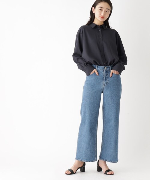 OPAQUE.CLIP（オペークドットクリップ）の「◆バックフリルシャツ【洗える/防シワ加工】（シャツ/ブラウス・レディース・ネイビー/ベージュ/オフホワイト・38/40/42）」の18枚目の写真