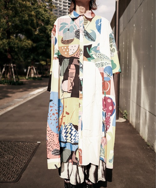 rovtski（ロフトスキー）の「配色ARTシャツワンピース（シャツワンピース・レディース・ホワイト・FREE）」の8枚目の写真