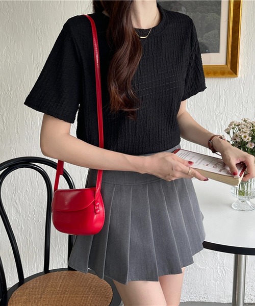 Chaco closet(チャコ クローゼット)の「ぽこぽこジャガード半袖Tシャツ(Tシャツ/カットソー・レディース・ブラック/サックスブルー/ホワイト/ベージュ・FREE)」の10枚目の写真