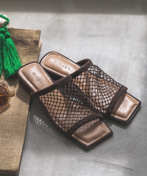 LEPSIM（レプシィム）の「スクエアメッシュミュール　753491（サンダル・レディース・ブラック/ダークブラウン・MEDIUM/LARGE）」の12枚目の写真