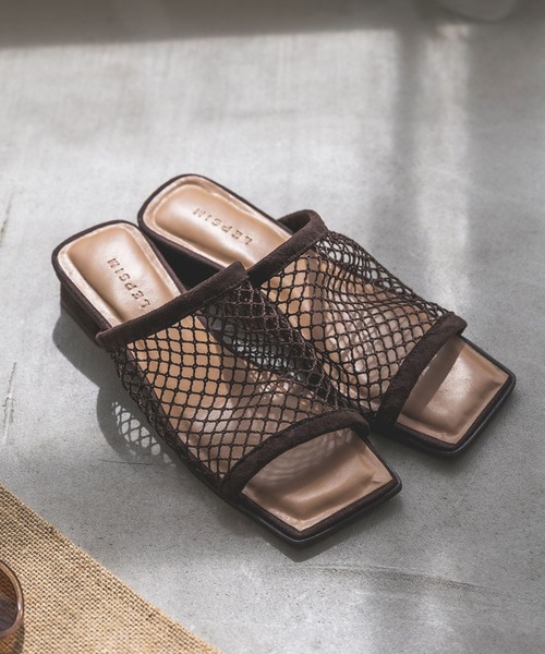 LEPSIM（レプシィム）の「スクエアメッシュミュール　753491（サンダル・レディース・ブラック/ダークブラウン・MEDIUM/LARGE）」の14枚目の写真