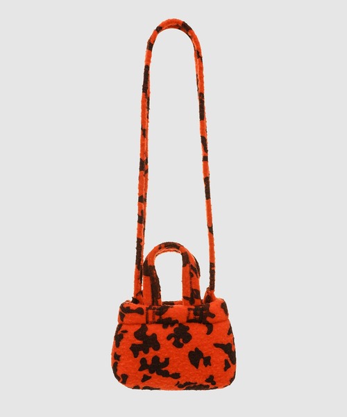 ERL(イーアールエル)の「UNISEX MINI PUFFER BAG WOVEN ERL(イーアールエル)の「UNISEX MINI PUFFER BAG WOVEN