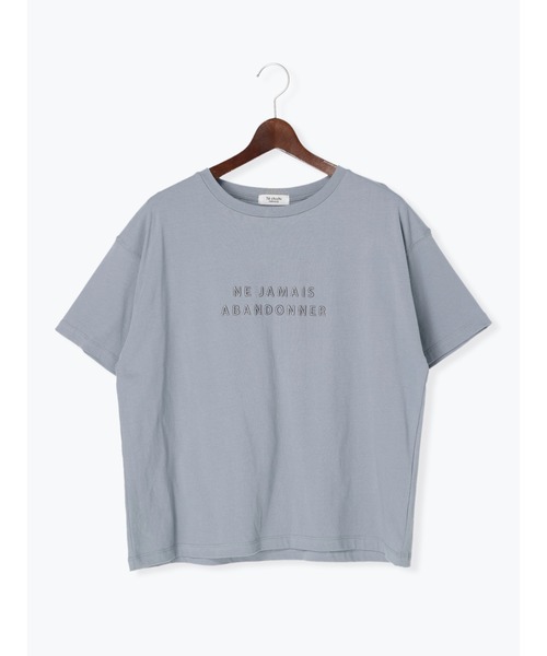 Te chichi TERRASSE(テチチテラス)の「立体刺繍ロゴTシャツ(Tシャツ/カットソー・レディース・グレー/オフホワイト/サックスブルー・F)」の1枚目の写真