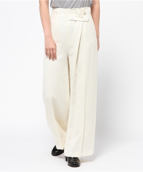 Demi-Luxe BEAMS（デミルクス ビームス）の「【Marisol11月号掲載】THE IRON / ボタンバギーパンツ（その他パンツ・レディース・ホワイト/ブラック・SMALL/MEDIUM）」の14枚目の写真