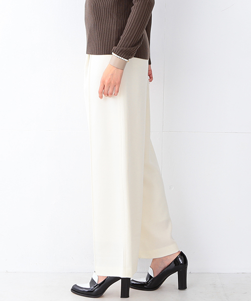 Demi-Luxe BEAMS（デミルクス ビームス）の「【Marisol11月号掲載】THE IRON / ボタンバギーパンツ（その他パンツ・レディース・ホワイト/ブラック・SMALL/MEDIUM）」の19枚目の写真