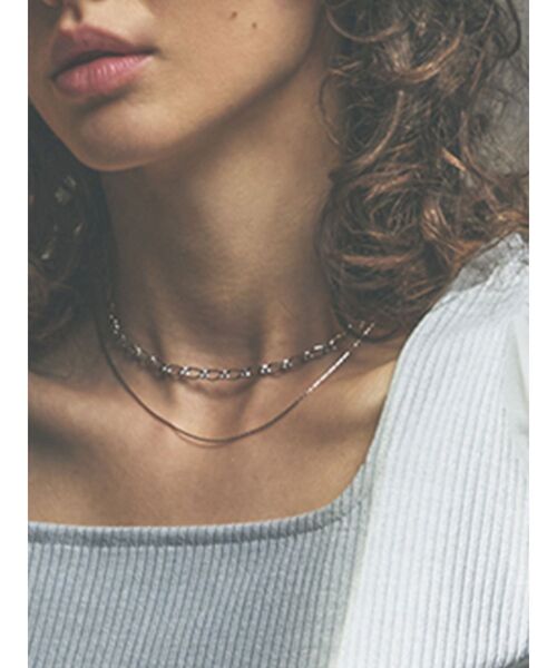 RESEXXY（リゼクシー）の「ダブルチェーンネックレス（ネックレス・レディース・ゴールド/シルバー・FREE）」の2枚目の写真