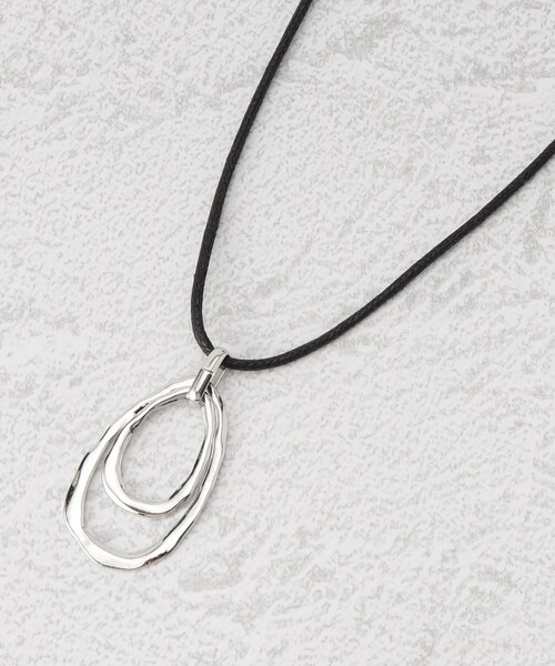 OPAQUE.CLIP(オペークドットクリップ)の「◆変形メタルモチーフコードネックレス(ネックレス・レディース・シルバー/ゴールド・00)」の1枚目の写真