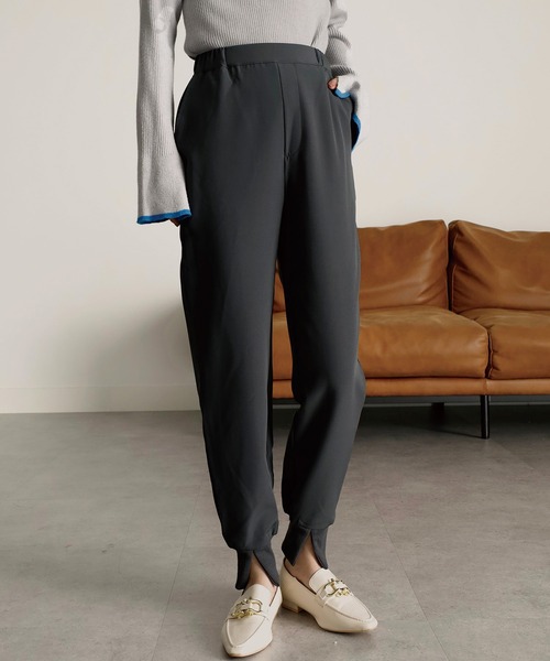 RANAN（ラナン）の「裏起毛裾スリットジョガーパンツ（その他パンツ・レディース・アイボリー/ブラック/ブルー/チャコール/ピンク・M/L/S/LL）」の3枚目の写真