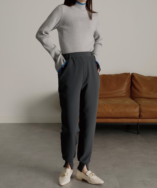 RANAN（ラナン）の「裏起毛裾スリットジョガーパンツ（その他パンツ・レディース・アイボリー/ブラック/ブルー/チャコール/ピンク・M/L/S/LL）」の17枚目の写真