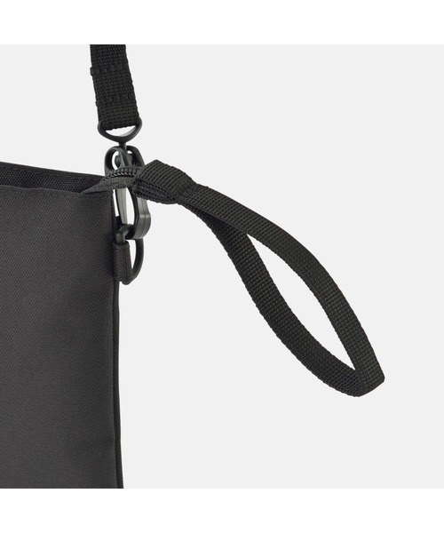 無印良品(ムジルシリョウヒン)の「ポーチとしても使える 撥水 サコッシュ(ショルダーバッグ・レディース・ブラック/ベージュ系1/ダークブラウン・FREE)」の8枚目の写真