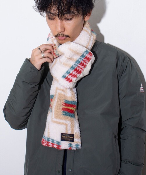 PENDLETON(ペンドルトン)の「【PENDLETON/ペンドルトン】別注HARDING ボアマフラー リバーシブル フリース(マフラー・メンズ・オフホワイト/ブラウン/ブラック・FREE)」の7枚目の写真