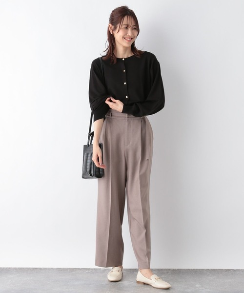 GLOBAL WORK(グローバルワーク)の「洗えるクルーカーディガン/MATINEE LINE/967667(カーディガン/ボレロ・レディース・マスタード/ブラック/グレイッシュベージュ/ブルー系その他6・MEDIUM/LARGE)」の9枚目の写真