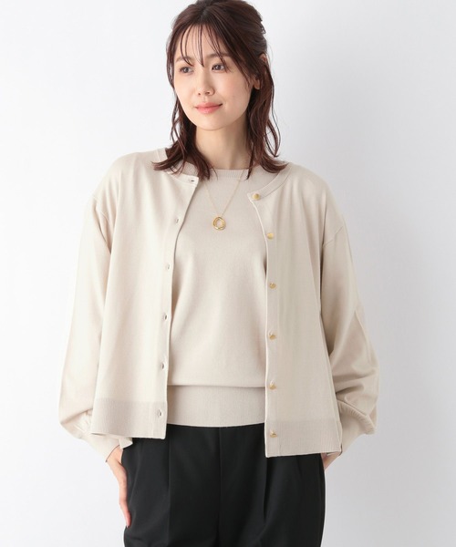 GLOBAL WORK(グローバルワーク)の「洗えるクルーカーディガン/MATINEE LINE/967667(カーディガン/ボレロ・レディース・マスタード/ブラック/グレイッシュベージュ/ブルー系その他6・MEDIUM/LARGE)」の18枚目の写真