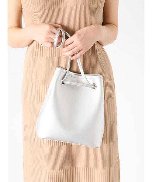 Lugnoncure（ルノンキュール）の「合皮巾着バッグ（ハンドバッグ・レディース・ブラック/ブルー/シルバー・F）」の3枚目の写真