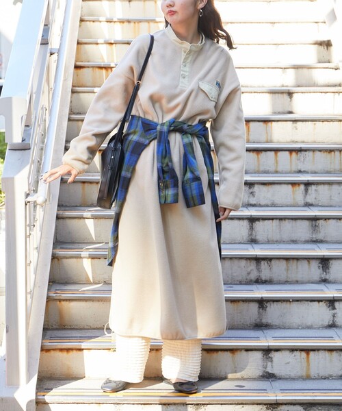 FREAK'S STORE（フリークスストア）の「限定展開　FREAK'S OUTDOORS サイドジップ フリース ワンピース（ワンピース・レディース・オリーブ/ブラック/レッド/ブルー/ナチュラル・ﾌﾘ-）」の8枚目の写真