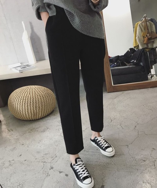 NinaetLina（ニナエリナ）の「ニットソーアンクル丈テーパードパンツ（その他パンツ・レディース・グレー/ブラック/ホワイト・XL/L/M）」の2枚目の写真
