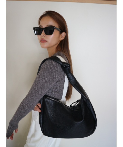TRUNC(トランクエイティーエイト)の「Knot One Handle Bag(トートバッグ・レディース・ブラック・FREE)」の3枚目の写真